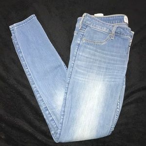 HOLLISTER JEAN LEGGING
